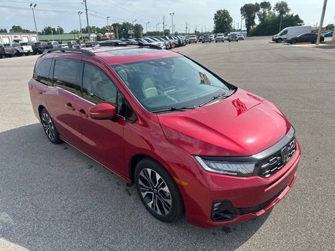 Used 2025 Honda Odyssey Elite image 5