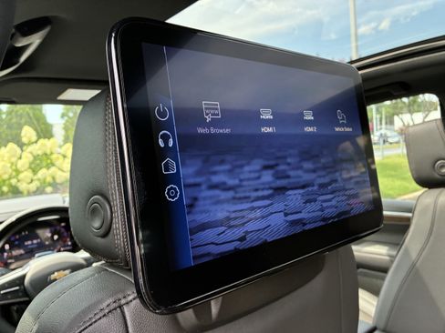New 2026 Chevrolet Tahoe High Country AWD/4WD image 17
