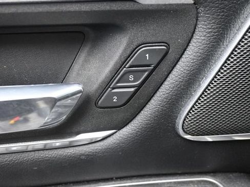 Used 2022 RAM 1500 Laramie AWD/4WD image 12