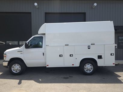 Used 2019 Ford E-350 and Econoline 350 Super Duty w/ Power Windows & Locks Group