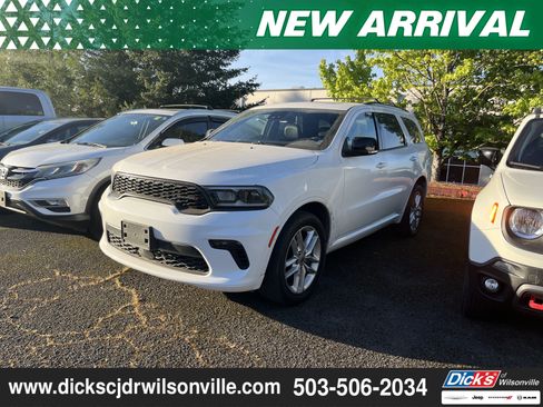 Used 2023 Dodge Durango GT AWD/4WD image 3