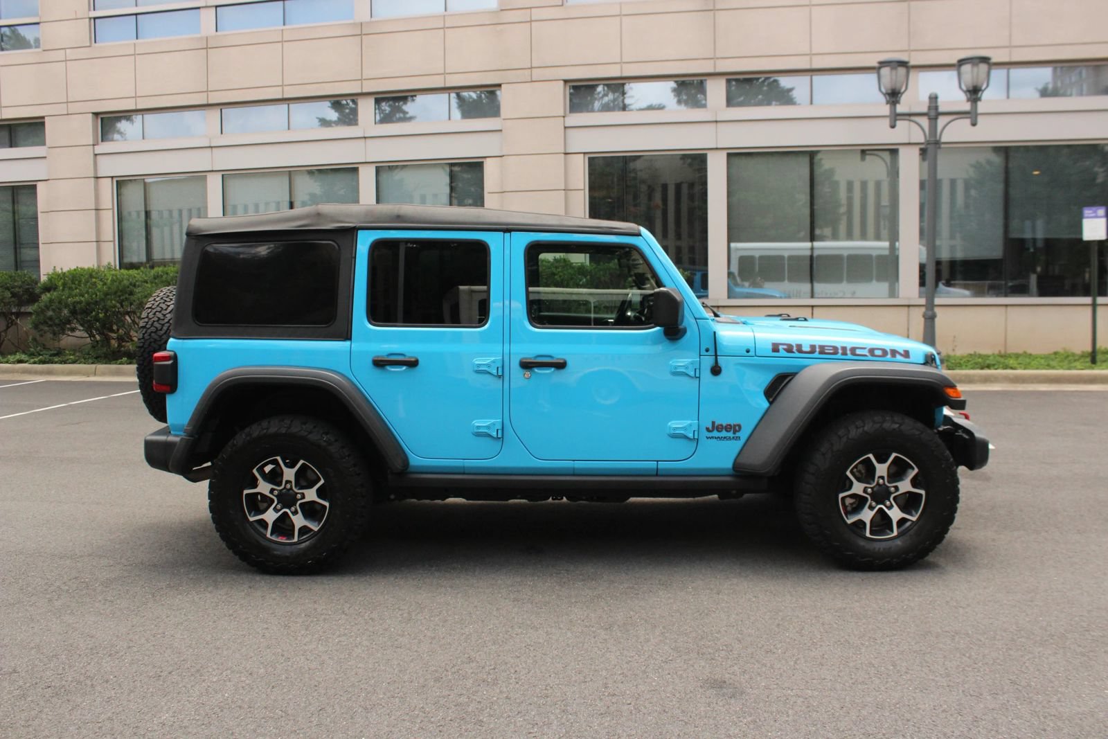 Used 2021 Jeep Wrangler Unlimited Rubicon w/ Safety Group AWD/4WD image 6