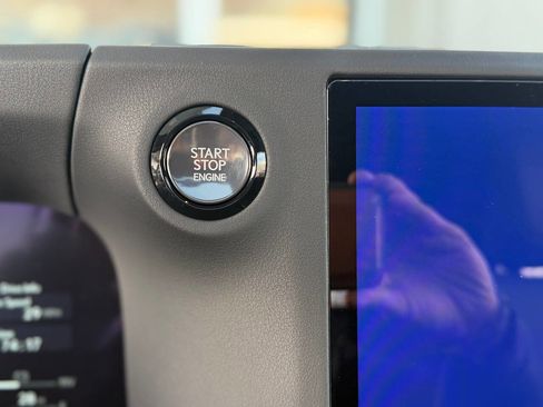 Used 2024 Lexus GX 550 image 26