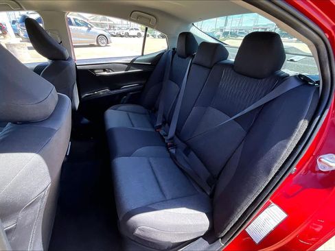 Used 2025 Toyota Camry LE image 20