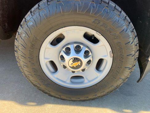 Used 2015 Chevrolet Silverado 2500 W/T image 11