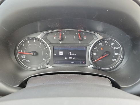 New 2024 GMC Terrain SLT w/ Infotainment Package II image 23