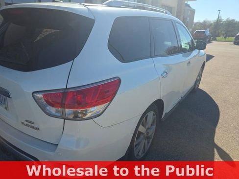 Used 2016 Nissan Pathfinder Platinum AWD/4WD image 4