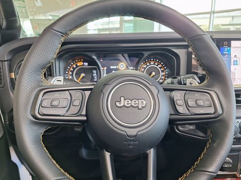 New 2025 Jeep Wrangler Unlimited Rubicon 392 image 22