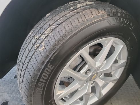 Used 2022 Chevrolet Equinox LT AWD/4WD image 8