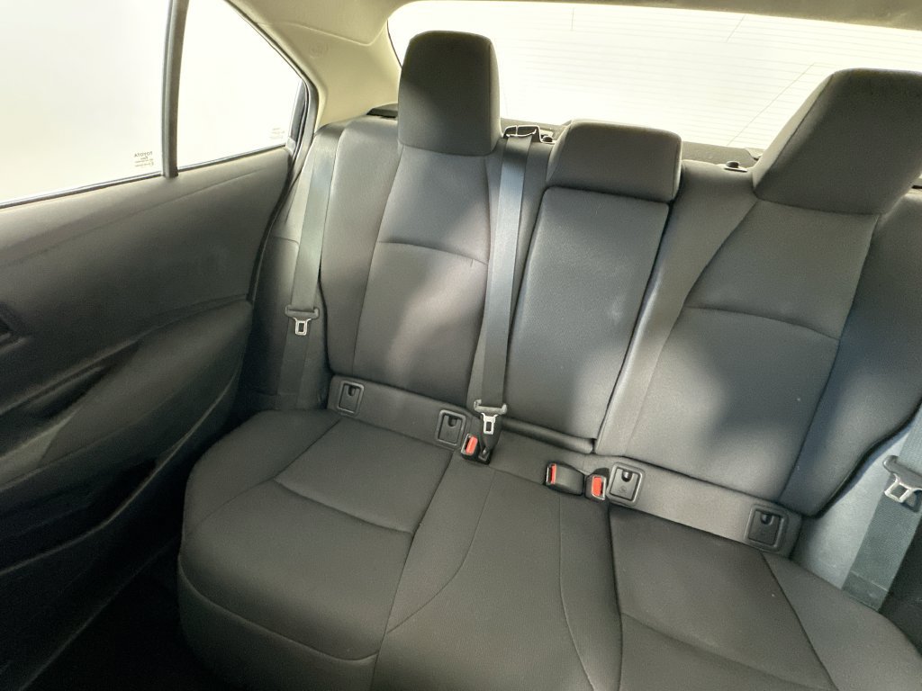 Used 2025 Toyota Corolla LE FWD image 12