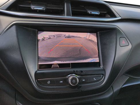 Used 2022 Chevrolet TrailBlazer RS FWD image 16