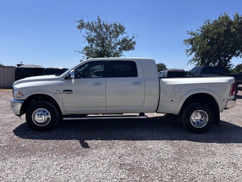 Used 2017 RAM 3500 Laramie Longhorn AWD/4WD image 2