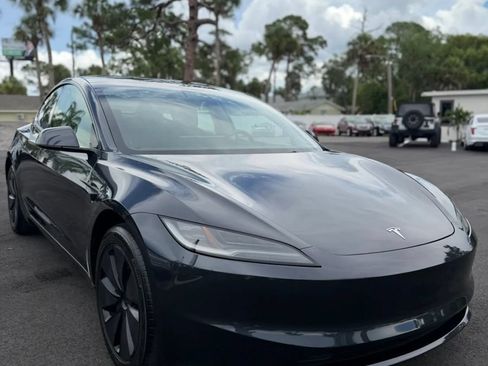 Used 2024 Tesla Model 3 Standard Range RWD image 3