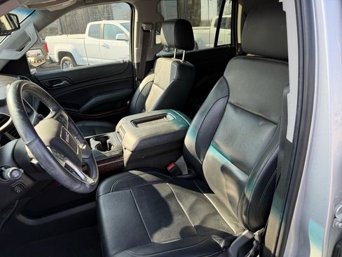 Used 2018 GMC Yukon SLT w/ Premium Edition image 6