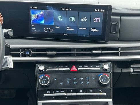 Used 2025 Hyundai Santa Fe SEL FWD image 19