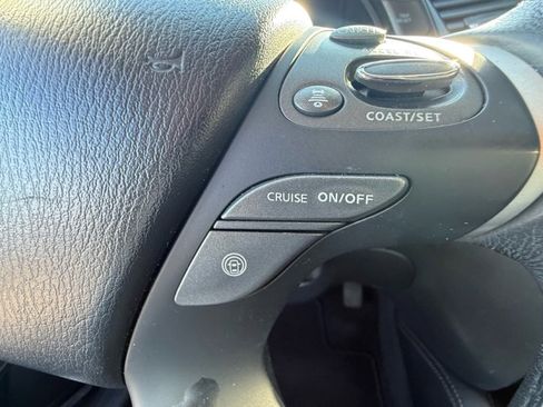 Used 2018 INFINITI QX60 Luxe w/ Deluxe Technology Package image 39