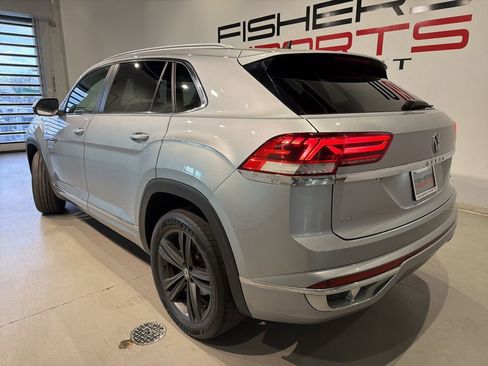 Used 2022 Volkswagen Atlas Cross Sport SEL R-Line AWD/4WD image 5