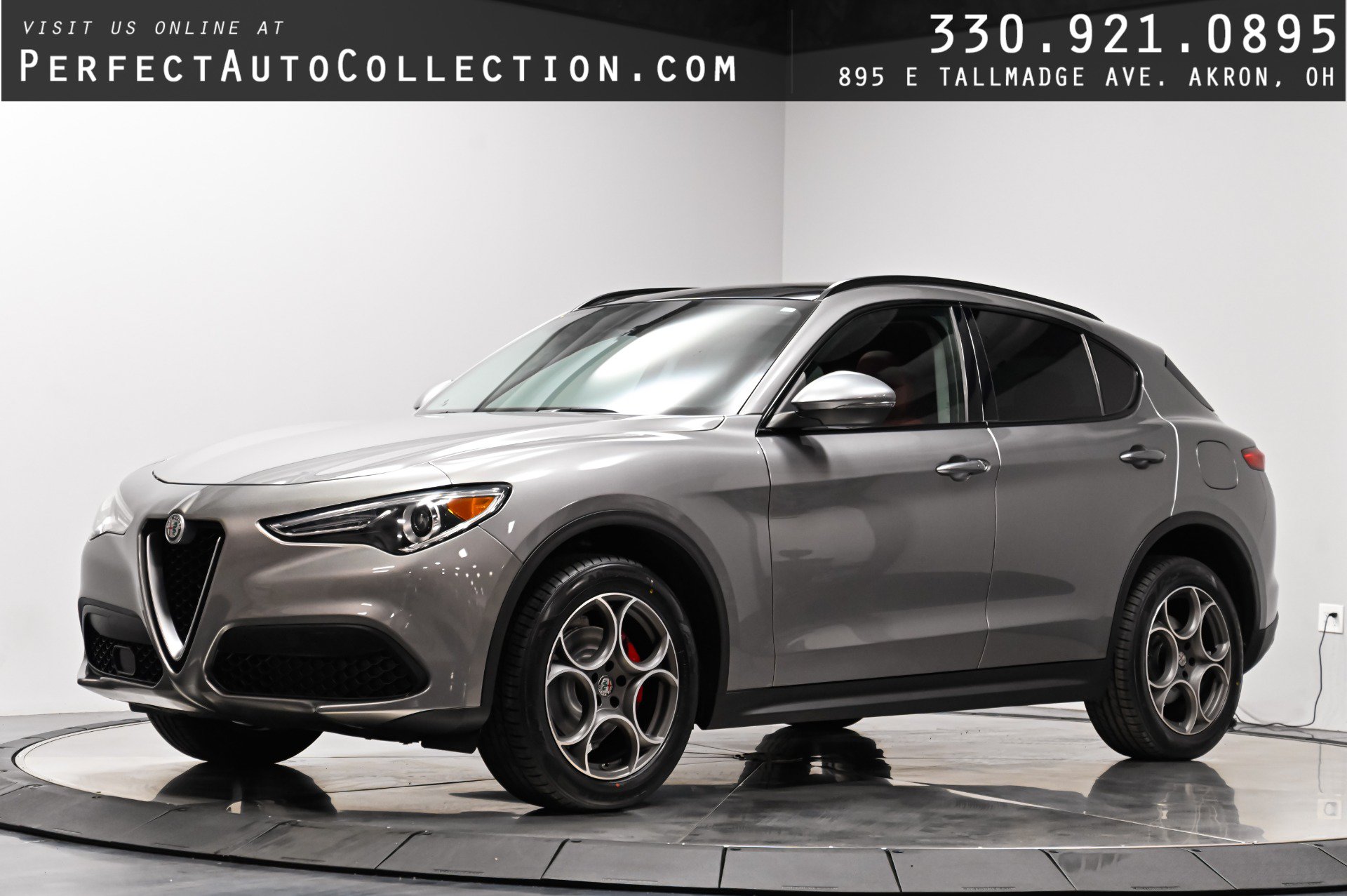 Used 2018 Alfa Romeo Stelvio Sport w/ Quick Order Package 22J Sport AWD/4WD image 1
