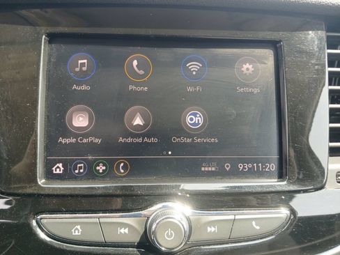 Used 2022 Buick Encore Preferred AWD/4WD image 6
