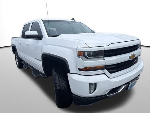 Used 2018 Chevrolet Silverado 1500 LT image 14