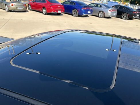 Used 2018 Dodge Challenger R/T w/ Blacktop Package RWD image 34