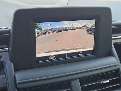 Used 2022 Chevrolet Tahoe LS w/ Driver Alert Package RWD image 16
