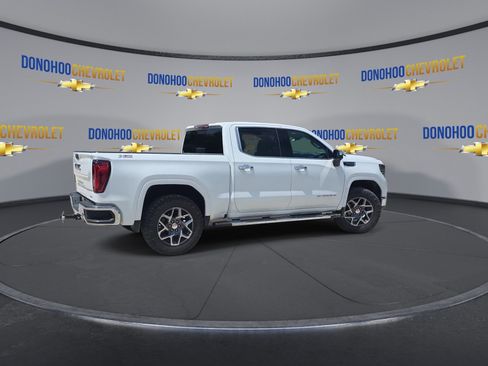 Used 2026 GMC Sierra 1500 SLT w/ SLT Premium Plus Package AWD/4WD image 8