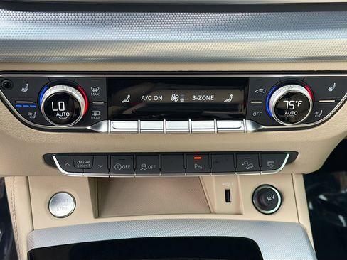 Used 2025 Audi Q5 2.0T Premium Plus image 35