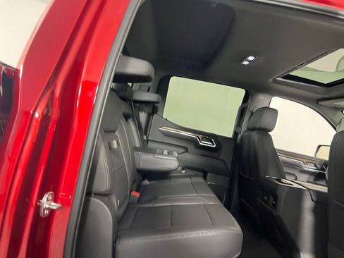 Used 2024 Chevrolet Silverado 1500 LT Trail Boss w/ LT Trail Boss Premium Package image 31