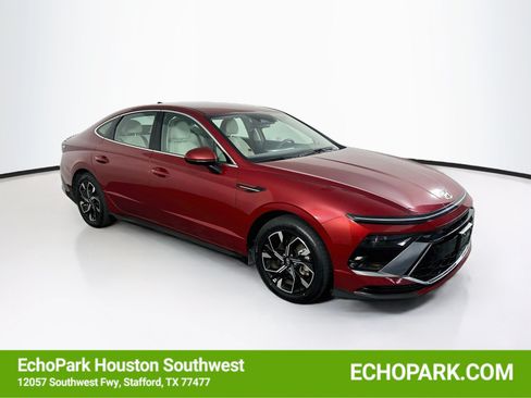 Used 2025 Hyundai Sonata SEL FWD image 1