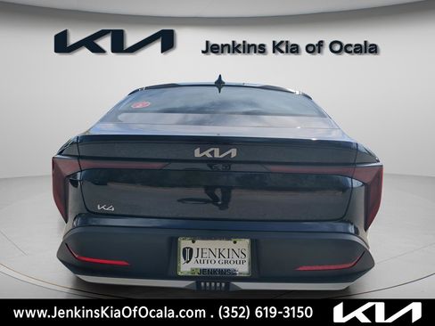 New 2025 Kia K4 LXS image 4