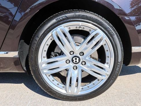 Used 2012 Bentley Mulsanne image 26