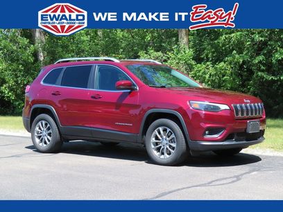 Used 2019 Jeep Cherokee Latitude Plus w/ Comfort/Convenience Group