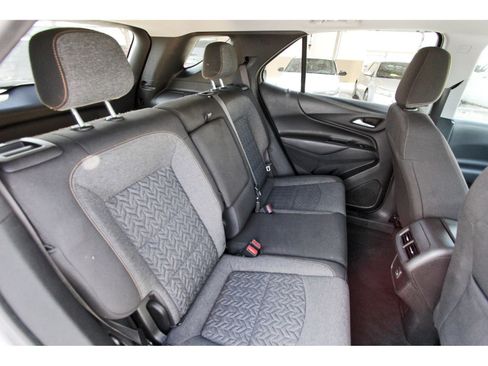 Used 2022 Chevrolet Equinox LT FWD image 14