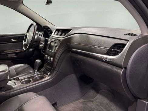 Used 2017 Chevrolet Traverse Premier image 14