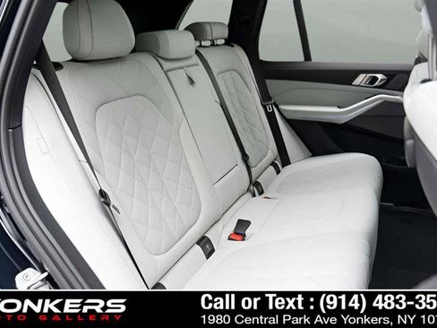 Used 2023 BMW X5 xDrive40i w/ M Sport Package image 30