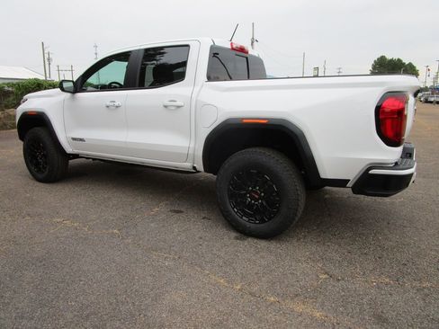 New 2026 GMC Canyon Elevation image 3