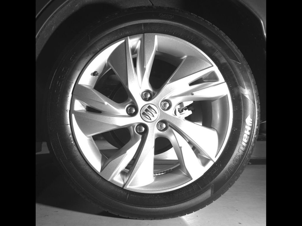 Certified 2026 Buick Encore GX Preferred w/ Advanced Technology Package FWD image 15