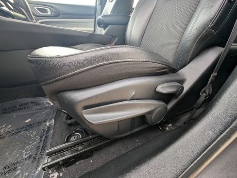 Used 2024 Jeep Compass Latitude image 15