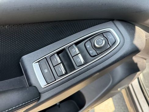 Used 2024 Subaru Ascent Touring AWD/4WD image 18