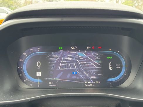 Certified 2022 Volvo XC40 P8 Recharge Plus image 35