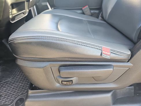 Used 2022 RAM 2500 Tradesman image 28