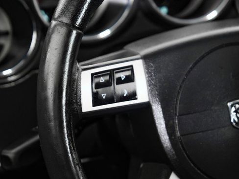 Used 2009 Dodge Challenger SRT8 image 14