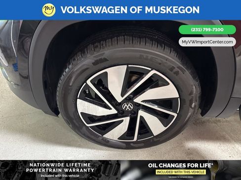 New 2026 Volkswagen Atlas SEL image 9