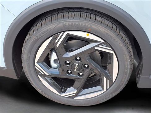 New 2025 Kia K4 EX image 19