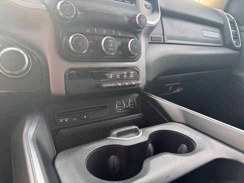 Used 2019 RAM 1500 Big Horn AWD/4WD image 24