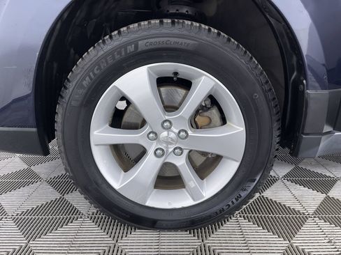 Used 2013 Subaru Outback 3.6R Limited w/ Moonroof Pkg image 24