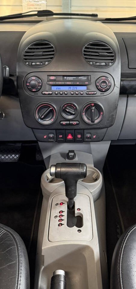 Used 2003 Volkswagen Beetle GLX FWD image 17