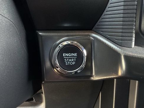 Used 2025 Ford F150 Raptor AWD/4WD image 24