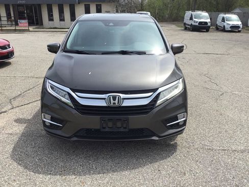 Used 2018 Honda Odyssey Elite image 2